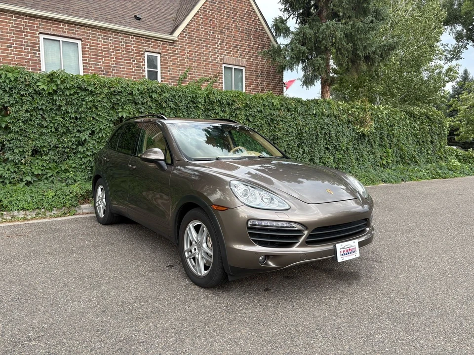 2012 Porsche 958 Cayenne - Image 4 of 16
