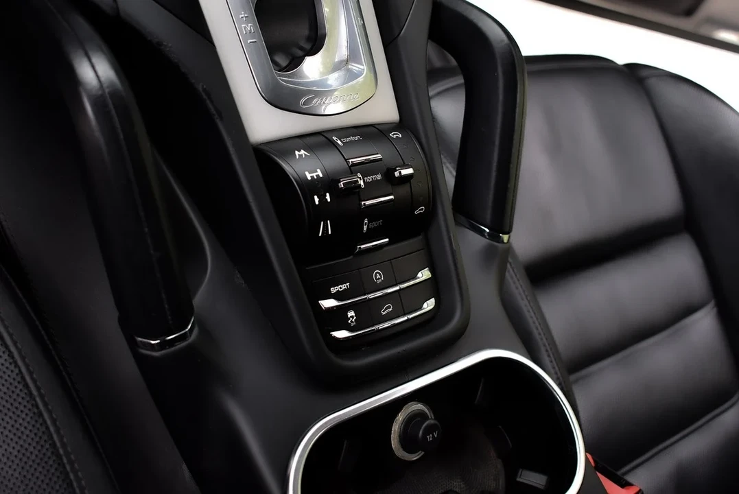 2012 Porsche 958 Cayenne Turbo - Image 21 of 31