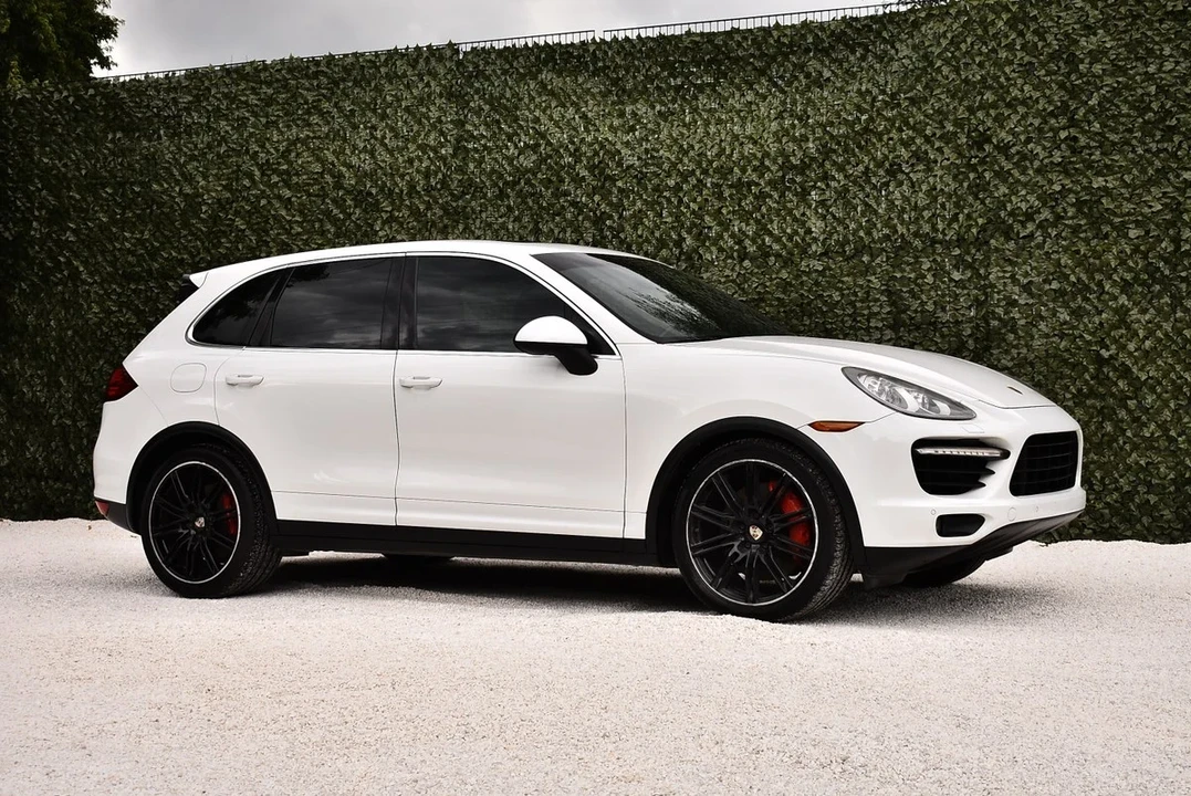 2012 Porsche 958 Cayenne Turbo - Image 6 of 31