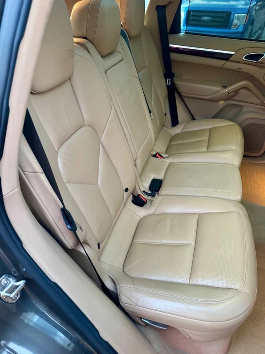 2012 Porsche 958 Cayenne - Image 10 of 12