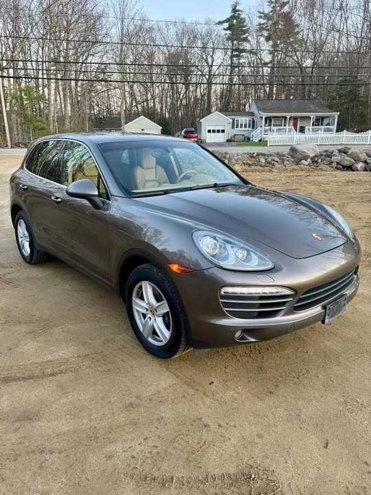 2012 Porsche 958 Cayenne - Image 2 of 12