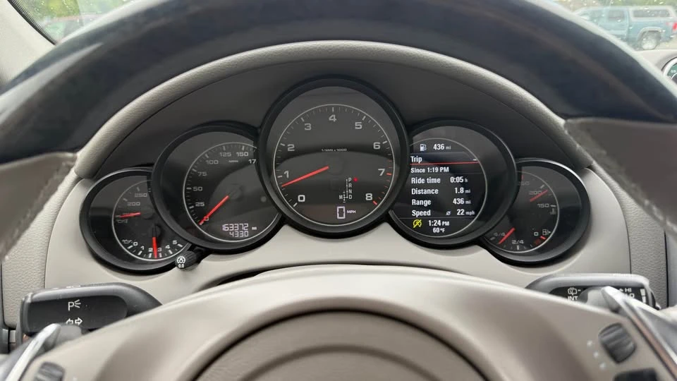 2012 Porsche 958 Cayenne - Image 4 of 17