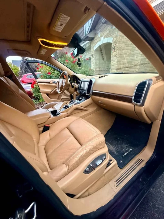 2012 Porsche 958 Cayenne - Image 12 of 13