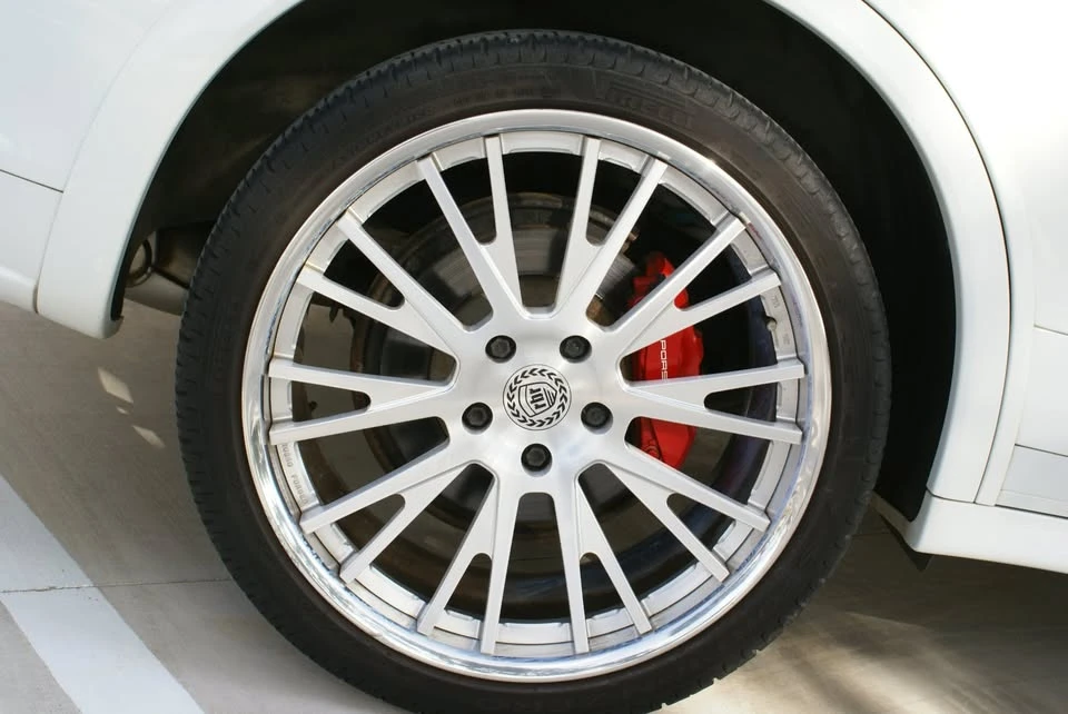 2012 Porsche 958 Cayenne - Image 3 of 16