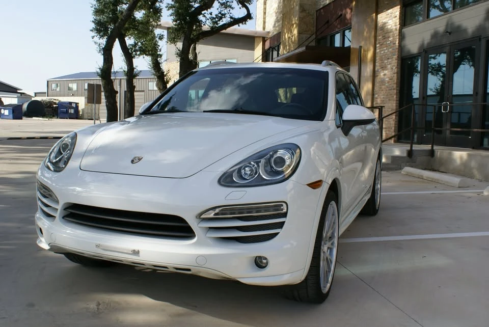 2012 Porsche 958 Cayenne - Image 6 of 16