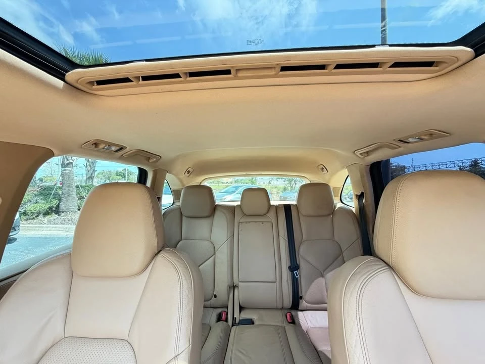 2012 Porsche 958 Cayenne - Image 11 of 19