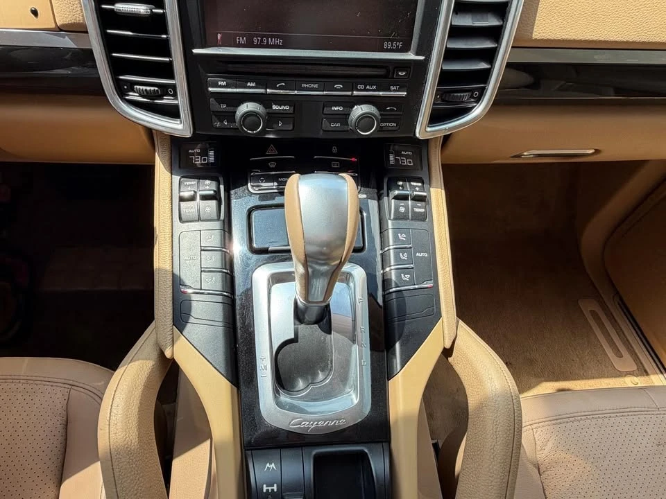 2012 Porsche 958 Cayenne - Image 8 of 19
