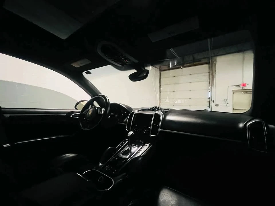 2012 Porsche 958 Cayenne - Image 12 of 20