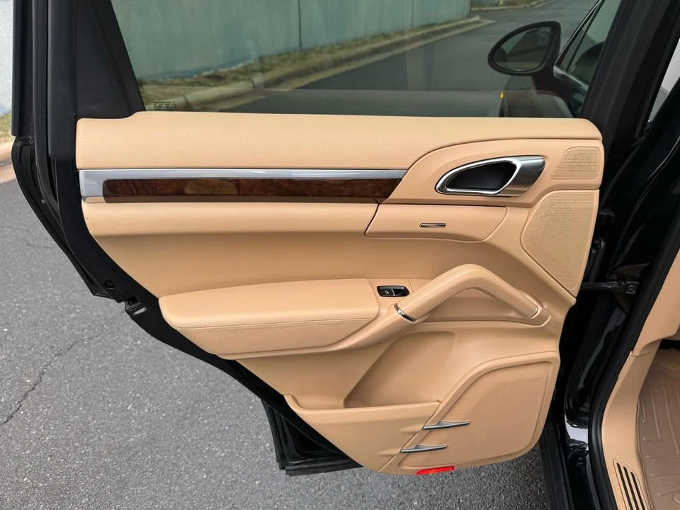 2012 Porsche 958 Cayenne - Image 20 of 20