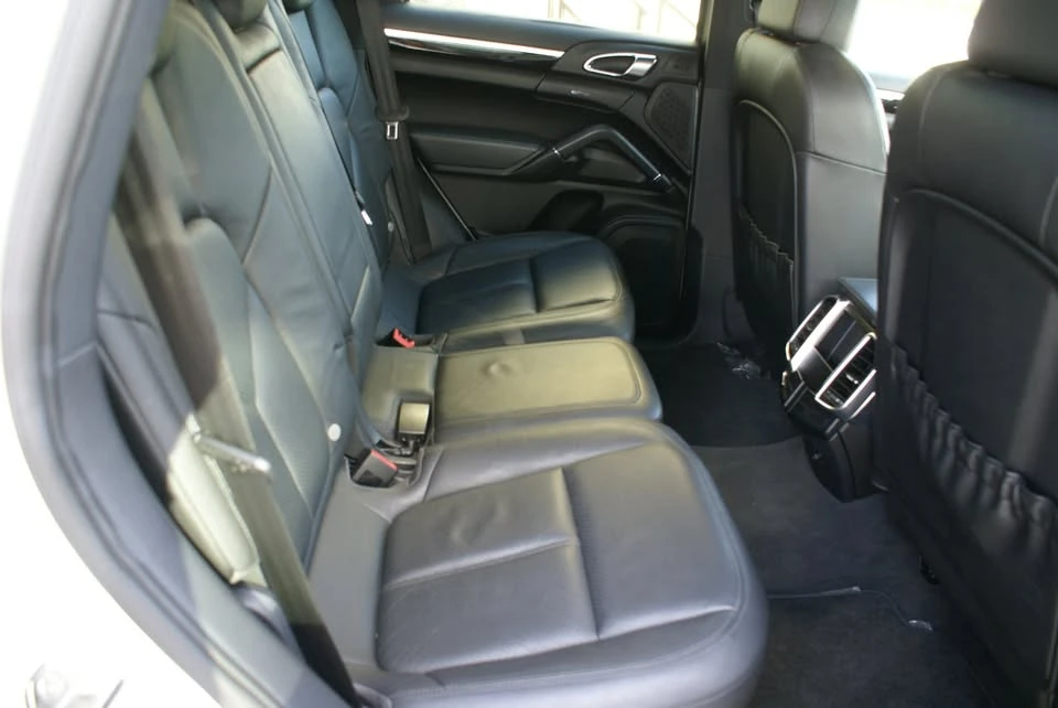 2012 Porsche 958 Cayenne - Image 15 of 16