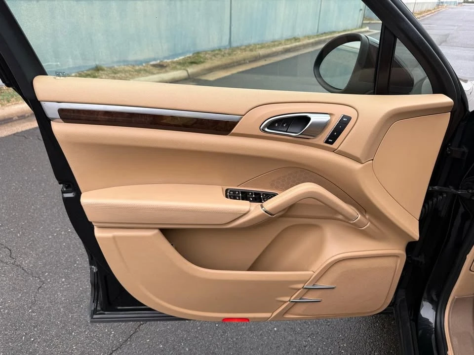 2012 Porsche 958 Cayenne - Image 17 of 20
