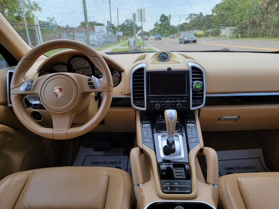 2012 Porsche 958 Cayenne - Image 10 of 15