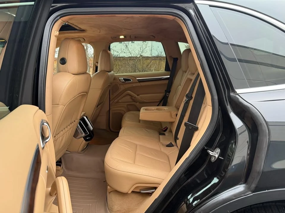 2012 Porsche 958 Cayenne - Image 19 of 20