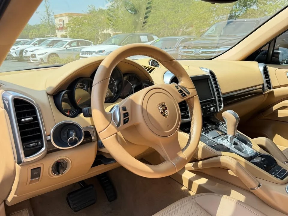 2012 Porsche 958 Cayenne - Image 16 of 19