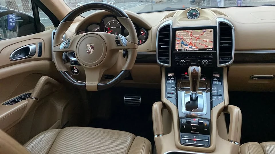 2012 Porsche 958 Cayenne - Image 7 of 16