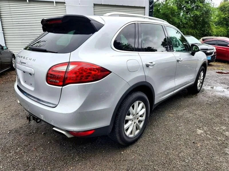 2012 Porsche 958 Cayenne - Image 5 of 20