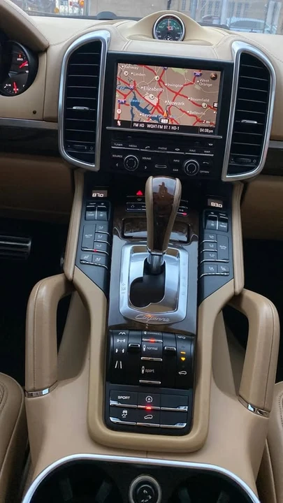 2012 Porsche 958 Cayenne - Image 6 of 16