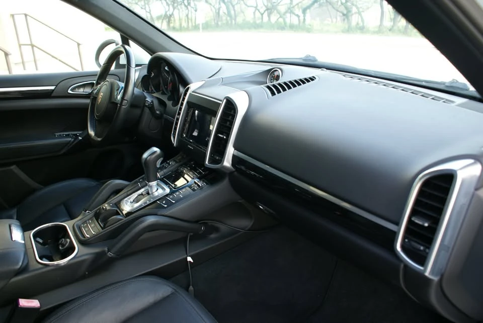 2012 Porsche 958 Cayenne - Image 13 of 16