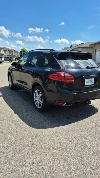 2012 Porsche 958 Cayenne - Image 2 of 5