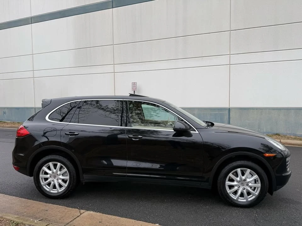 2012 Porsche 958 Cayenne - Image 11 of 20