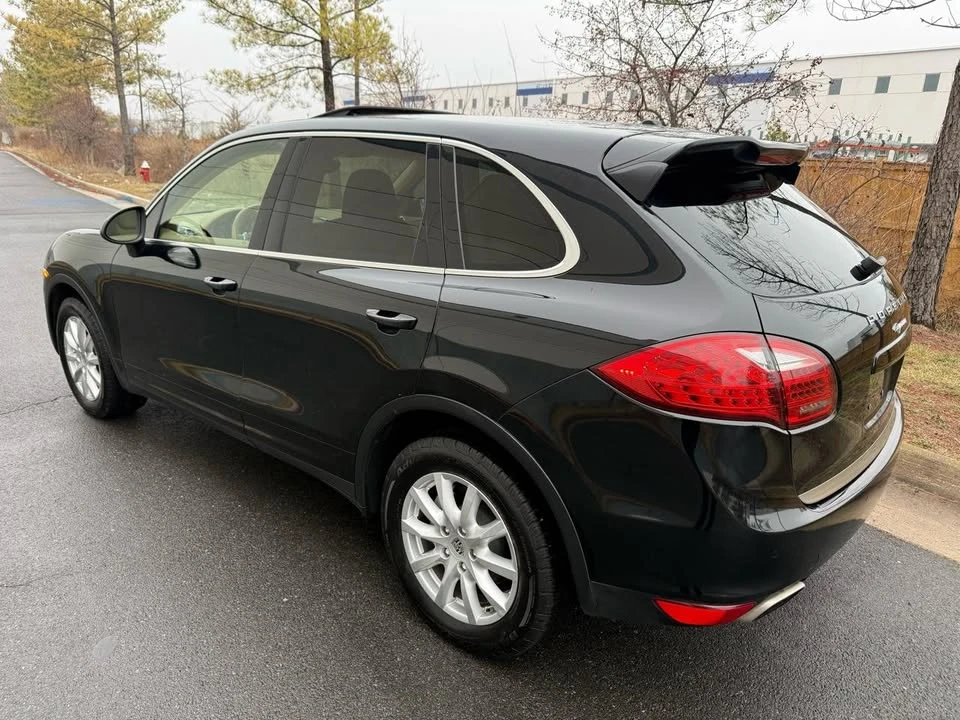 2012 Porsche 958 Cayenne - Image 3 of 20