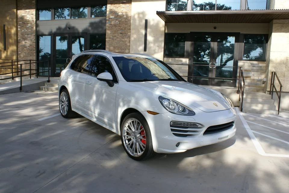 2012 Porsche 958 Cayenne - Image 4 of 16