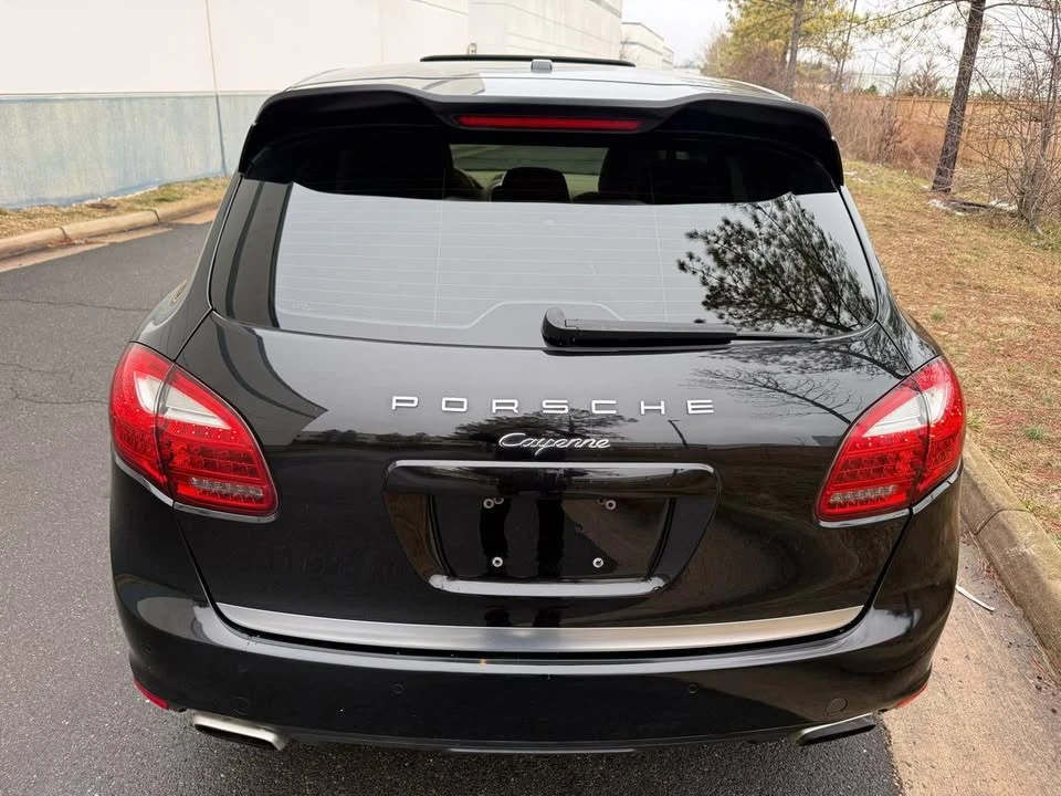 2012 Porsche 958 Cayenne - Image 10 of 20