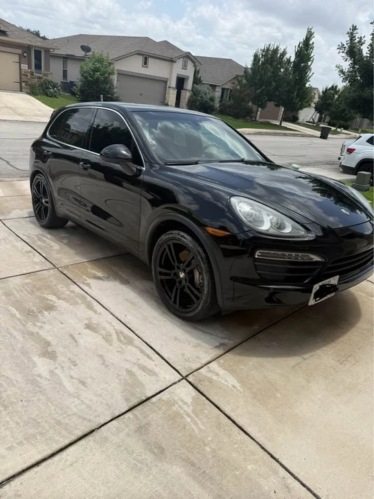 2012 Porsche 958 Cayenne - Image 2 of 7