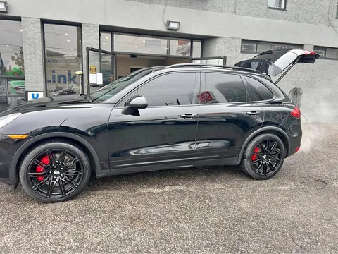 2012 Porsche Cayenne Turbo