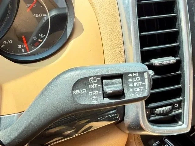 2012 Porsche 958 Cayenne - Image 17 of 20