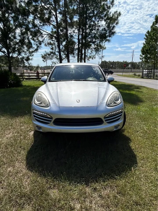 2012 Porsche 958 Cayenne - Image 2 of 11