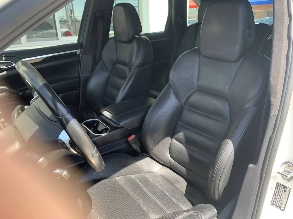 2012 Porsche 958 Cayenne - Image 14 of 20