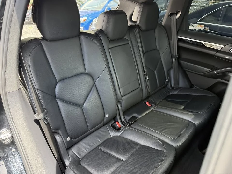 2012 Porsche 958 Cayenne - Image 15 of 17