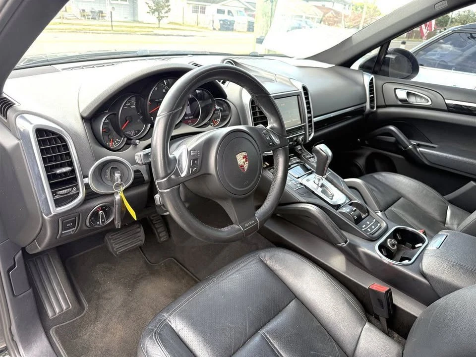 2012 Porsche 958 Cayenne - Image 6 of 17