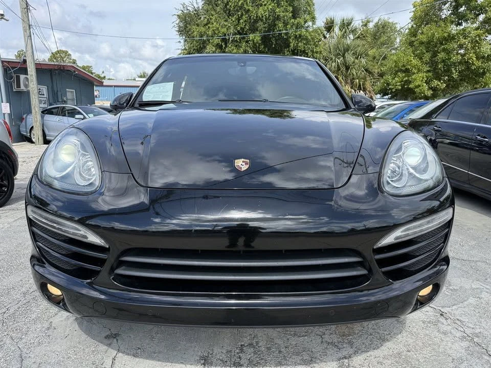 2012 Porsche 958 Cayenne - Image 2 of 17