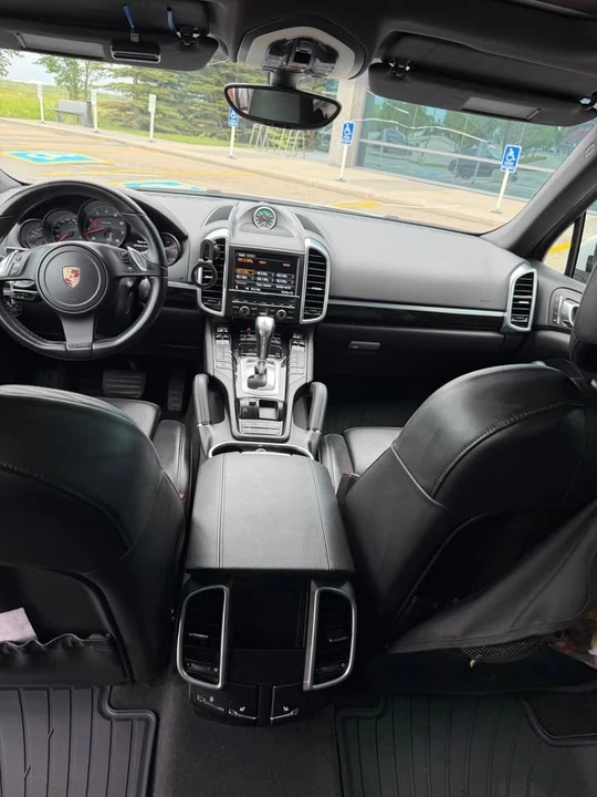 2012 Porsche 958 Cayenne - Image 11 of 12