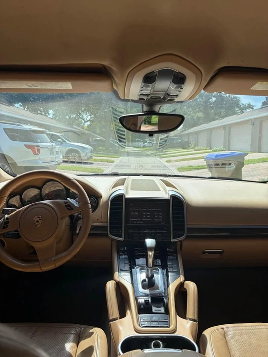 2012 Porsche 958 Cayenne - Image 10 of 10