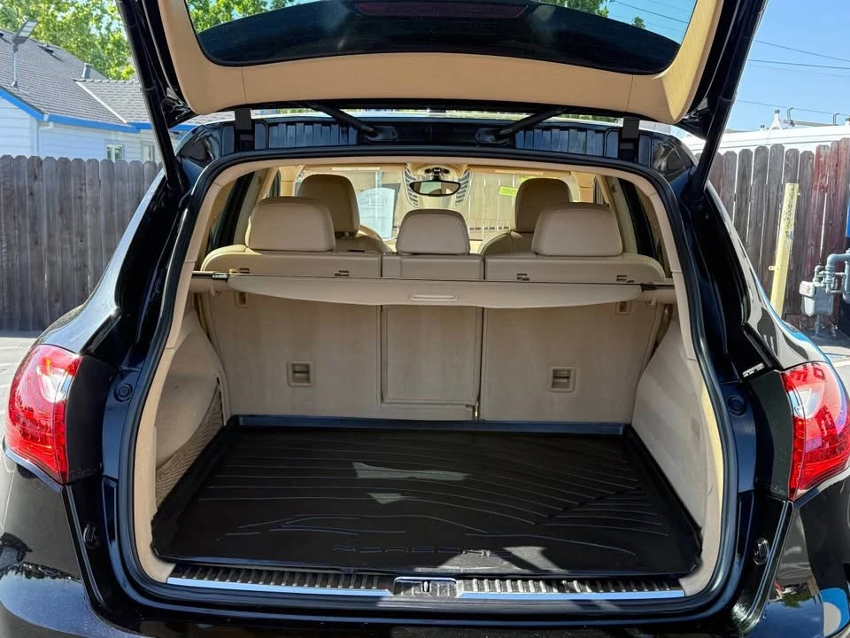 2012 Porsche 958 Cayenne - Image 14 of 20
