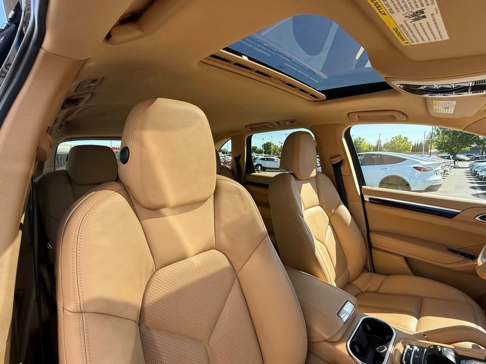 2012 Porsche 958 Cayenne - Image 17 of 20