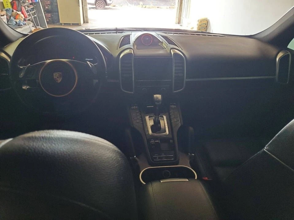 2012 Porsche 958 Cayenne - Image 11 of 20