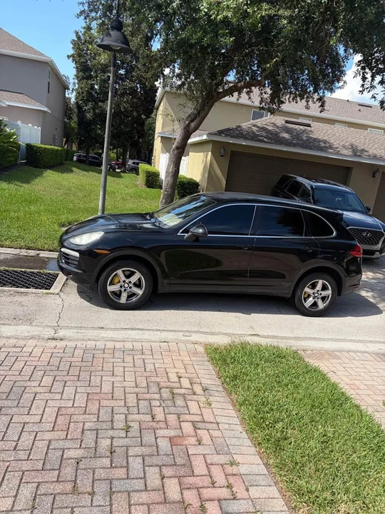 2012 Porsche 958 Cayenne - Image 3 of 10