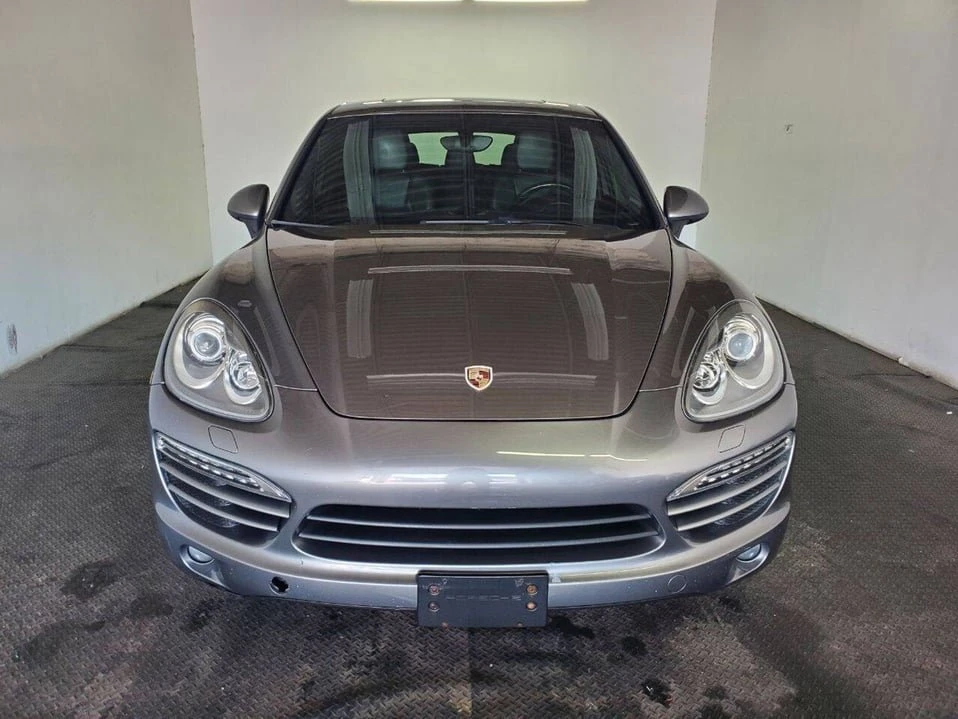 2012 Porsche 958 Cayenne - Image 2 of 20