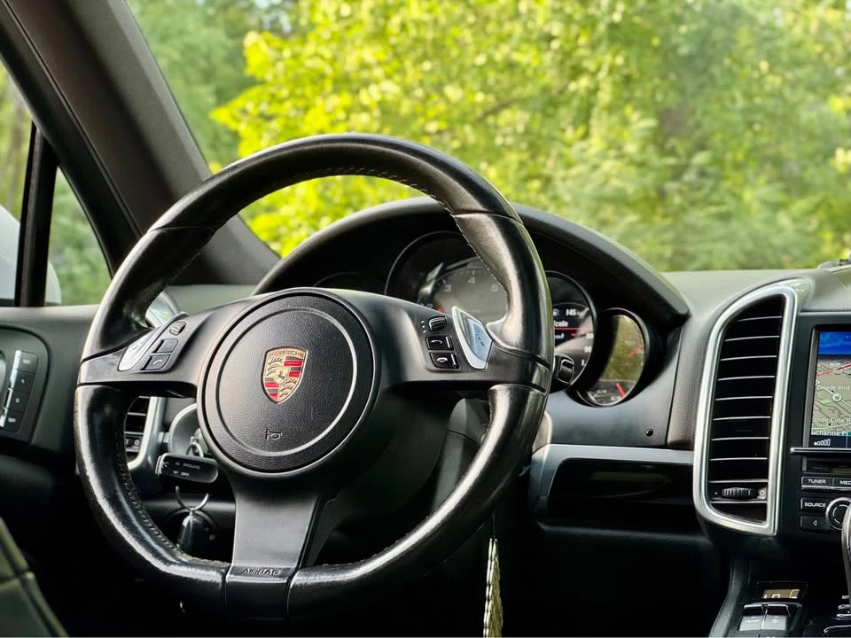 2012 Porsche 958 Cayenne - Image 12 of 13