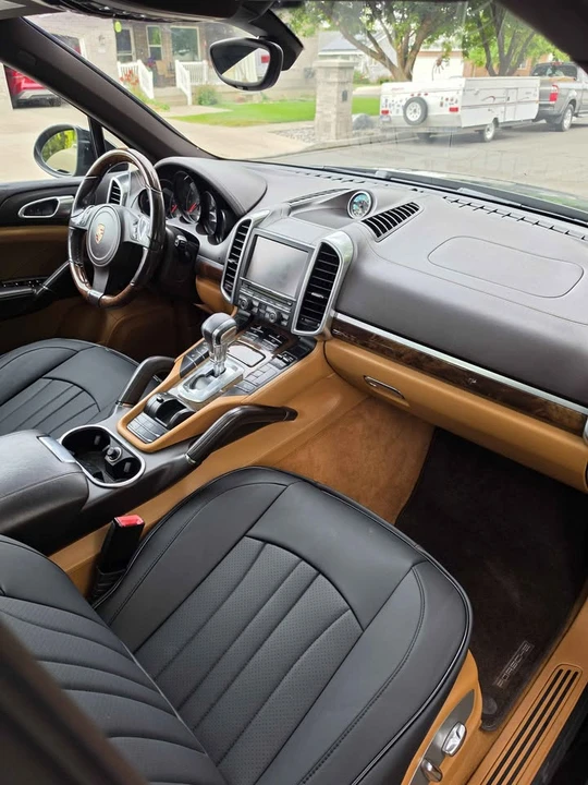 2012 Porsche 958 Cayenne - Image 5 of 11