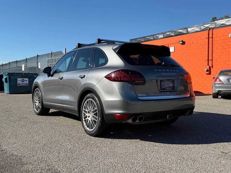 2012 Porsche 958 Cayenne - Image 6 of 15