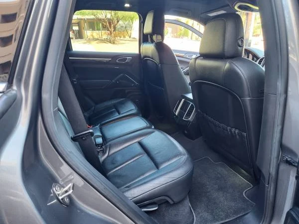 2012 Porsche 958 Cayenne - Image 17 of 20