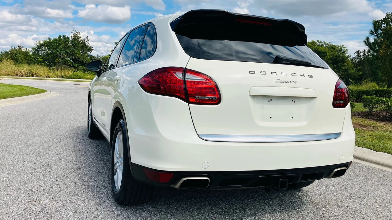 2012 Porsche 958 Cayenne - Image 3 of 7