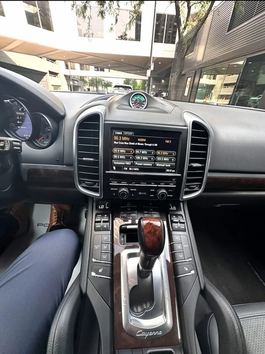 2012 Porsche 958 Cayenne - Image 8 of 9