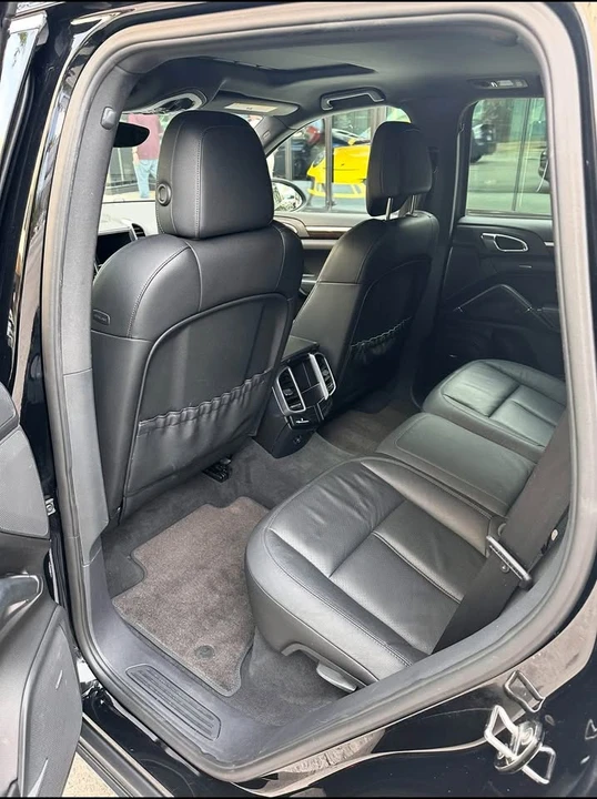 2012 Porsche 958 Cayenne - Image 7 of 9