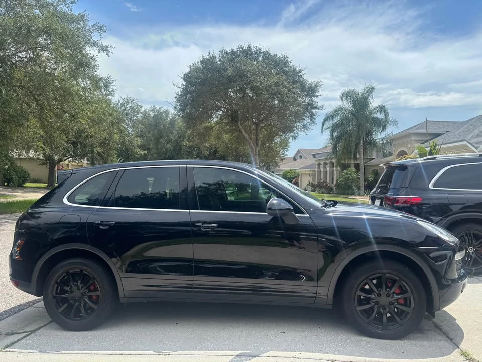 2012 Porsche 958 Cayenne - Image 2 of 20